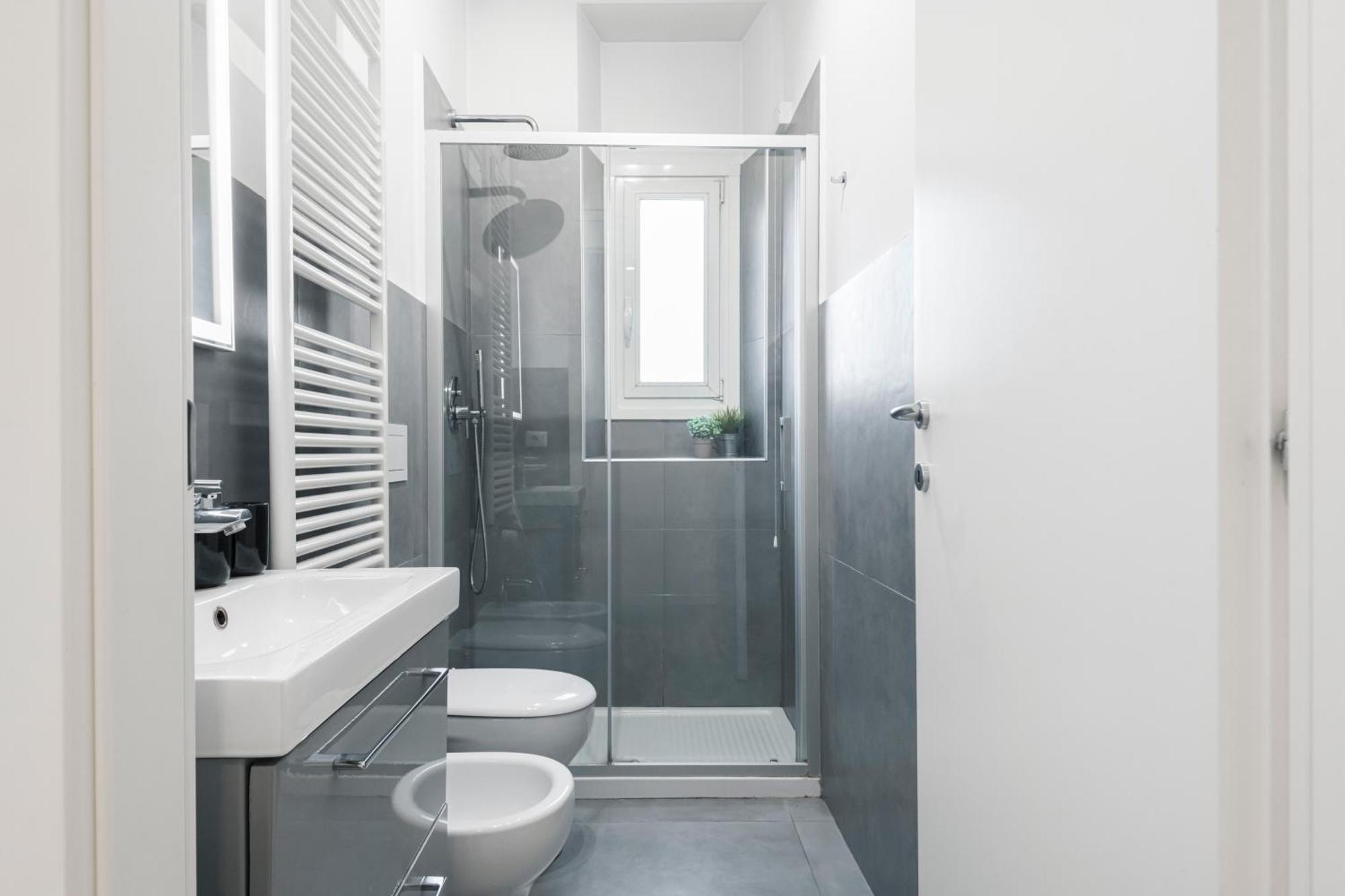 New Flat Fully Furnished In P.Ta Romana Milan Luaran gambar